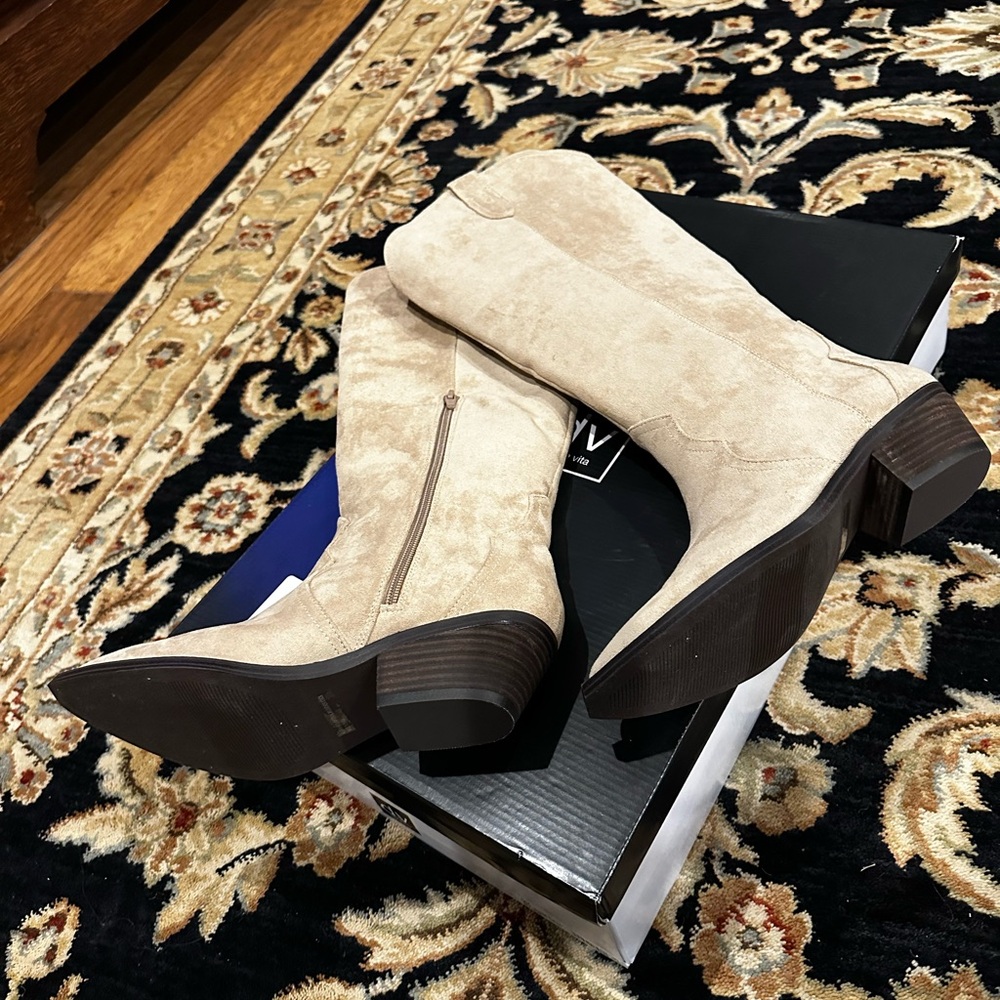 DV by Dolce Vita Women's Over the Knee Tan Boots - Picture 2 of 8
